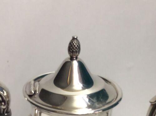 18195826-0293-5b72-8be7-