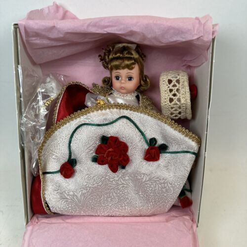 1998 Madame Alexander MADC Doll Club Rose festival Queen 8" Doll #7945 Unique Antiques of Connecticut 1998 Madame Alexander MADC Doll Club Rose festival Queen 8" Doll #7945 Unique Antiques of Connecticut