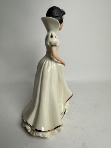 Lenox Disney Showcase Collection Snow White Figurine In Box W/CoA
